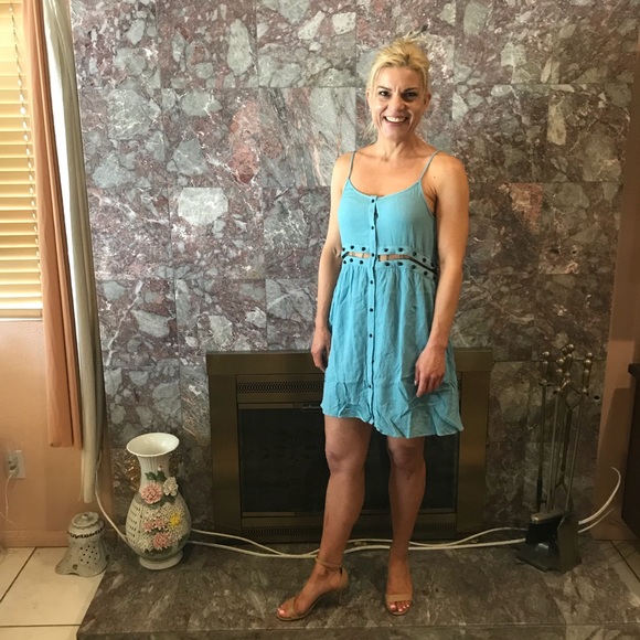 Be u dress 💜sale 💜 - Picture 8 of 8